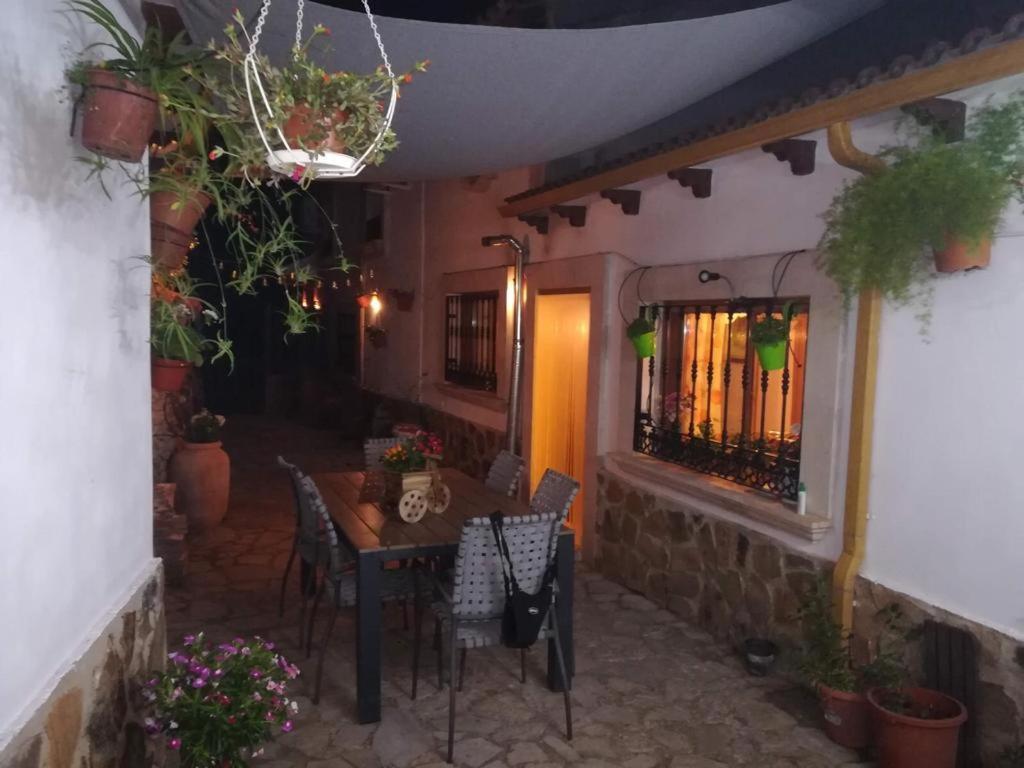 Casa Rural la Piedra del Cambrón Villaverde De Guadalimar Exterior foto