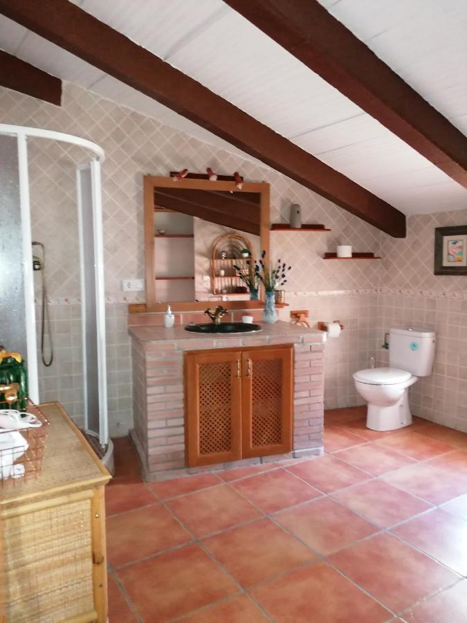 Casa Rural la Piedra del Cambrón Villaverde De Guadalimar Exterior foto